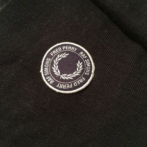 Fred Perry x RAF Simmons split tip scarf